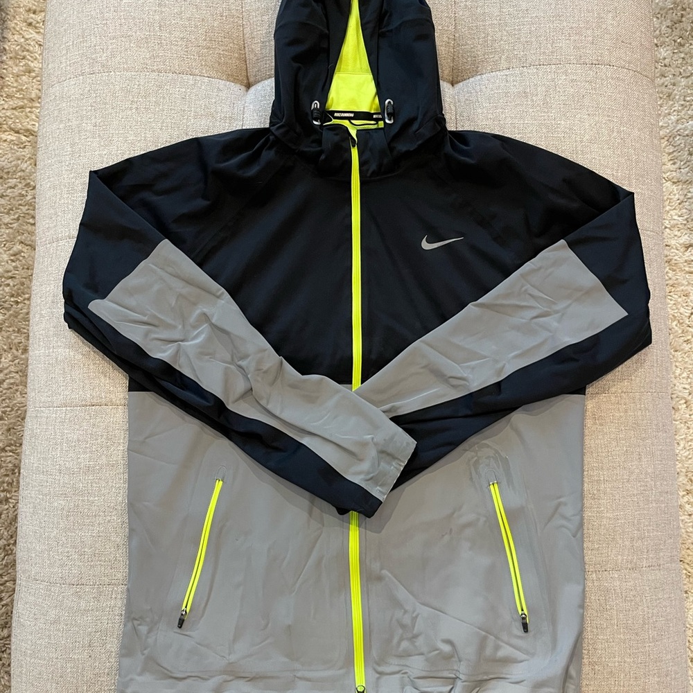 Nike 3M Reflective running jacket